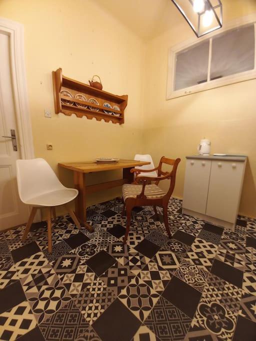 Apartamenty - Mi Stare Miasto Warschau Buitenkant foto