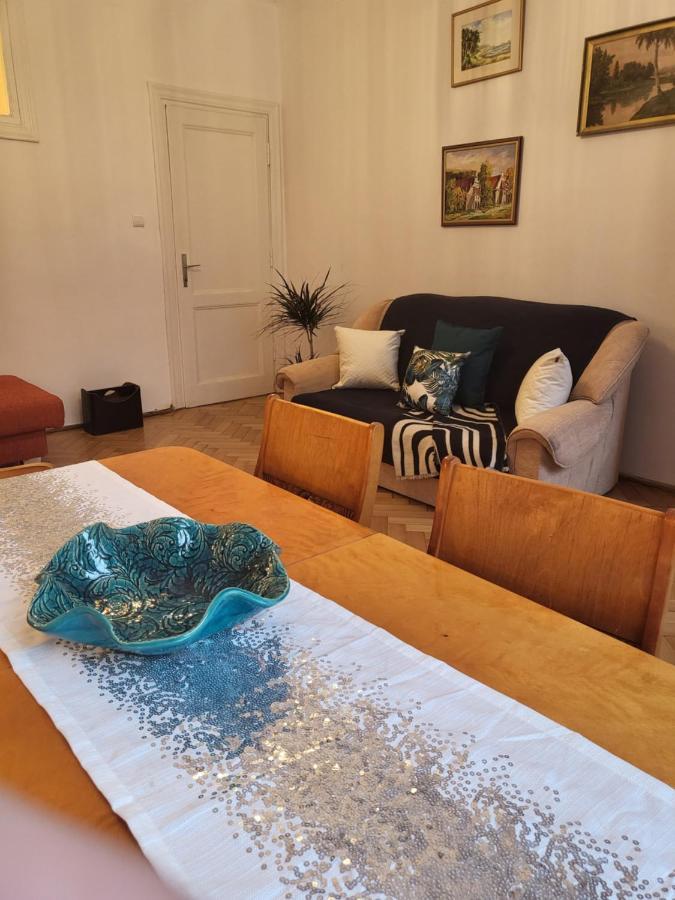 Apartamenty - Mi Stare Miasto Warschau Buitenkant foto